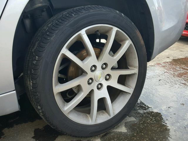 1G1ZG5E71CF271231 - 2012 CHEVROLET MALIBU LTZ 银色 照片 9