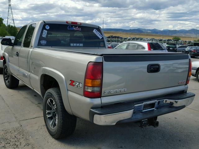 1GTEK19T43E293914 - 2003 GMC NEW SIERRA GOLD photo 3