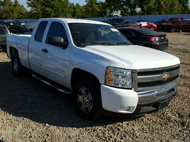 1GCSCSE09AZ119361 - 2010 CHEVROLET SILVERADO WHITE photo 1