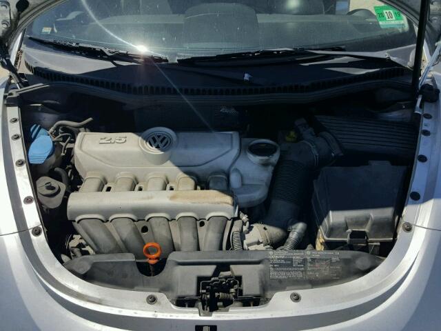 3VWRW31C26M422113 - 2006 VOLKSWAGEN NEW BEETLE 银色 照片 7