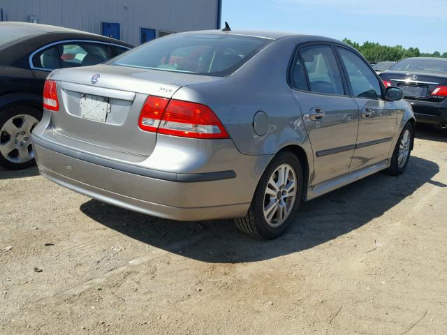 YS3FD49Y661033482 - 2006 SAAB 9-3 BASE GRAY photo 4