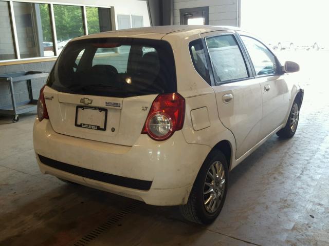 KL1TD66E99B657881 - 2009 CHEVROLET AVEO LS WHITE photo 4