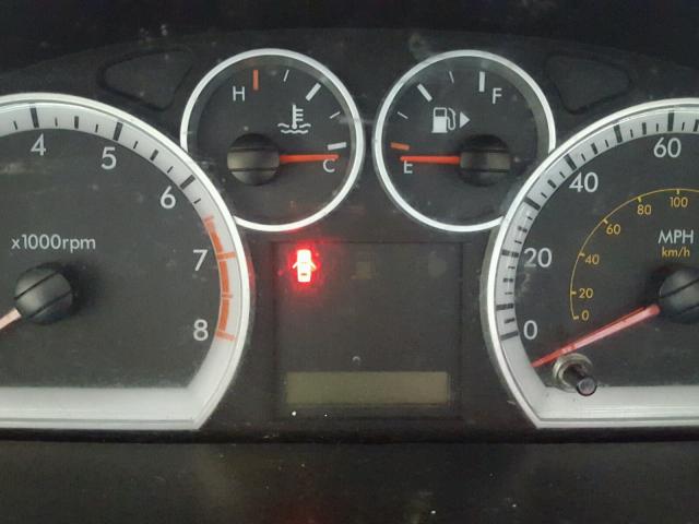 KL1TD66E99B657881 - 2009 CHEVROLET AVEO LS WHITE photo 8