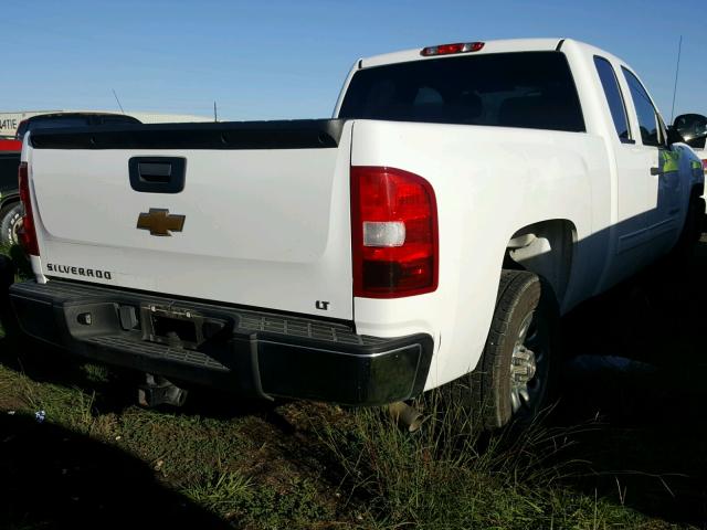 1GCRCSEA6DZ231398 - 2013 CHEVROLET SILVERADO WHITE photo 4