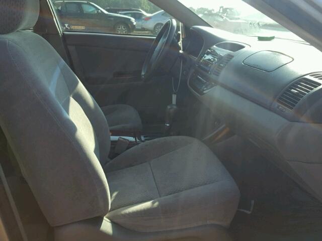 4T1BE32K63U181186 - 2003 TOYOTA CAMRY LE ოქროსფერი ფოტო 5