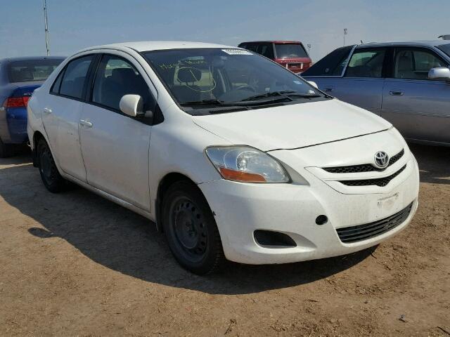 JTDBT923281243861 - 2008 TOYOTA YARIS WHITE photo 1