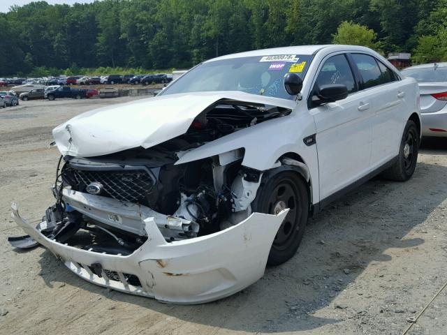 1FAHP2L85HG103290 - 2017 FORD TAURUS POL WHITE photo 2