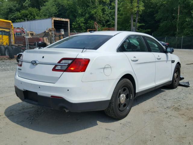 1FAHP2L85HG103290 - 2017 FORD TAURUS POL WHITE photo 4