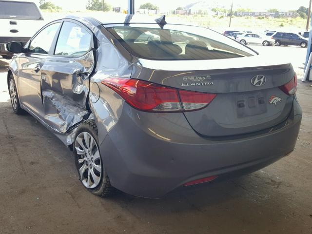 5NPDH4AE1CH071811 - 2012 HYUNDAI ELANTRA GRAY photo 3