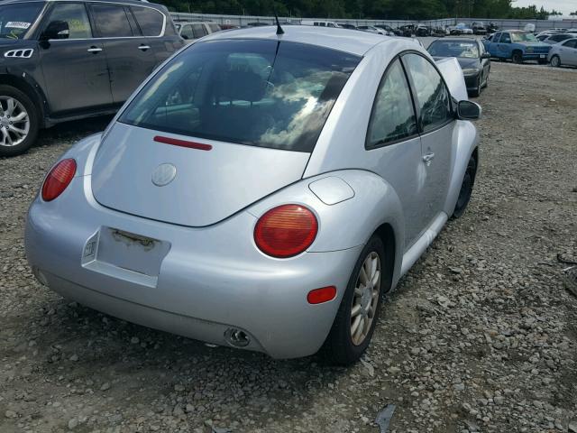 3VWCK31C74M408352 - 2004 VOLKSWAGEN NEW BEETLE 银色 照片 4