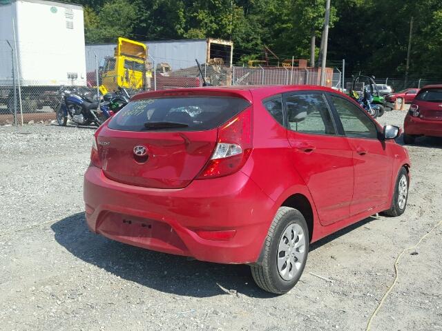 KMHCT5AE4GU239254 - 2016 HYUNDAI ACCENT SE RED photo 4