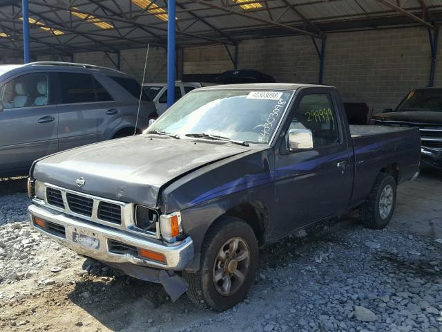 1N6SD11S1VC405922 - 1997 NISSAN TRUCK BASE GRAY photo 2