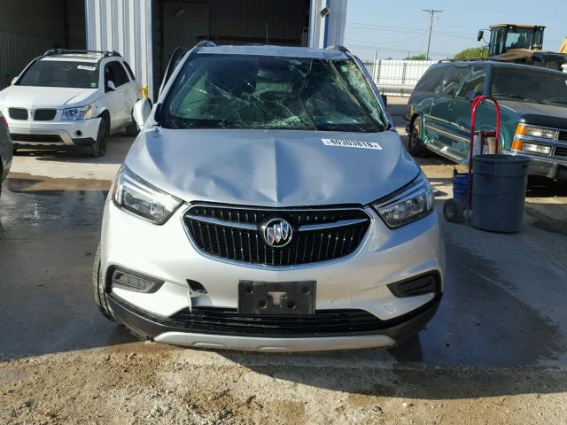 KL4CJASB4HB100160 - 2017 BUICK ENCORE PRE SILVER photo 9