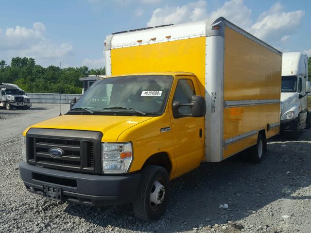 1FDWE3FS2CDA65205 - 2012 FORD ECONOLINE YELLOW photo 2