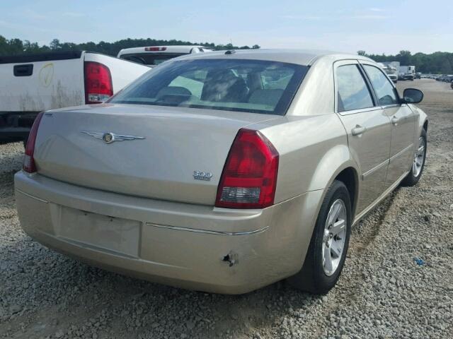 2C3KA53G56H524197 - 2006 CHRYSLER 300 GRAY photo 4