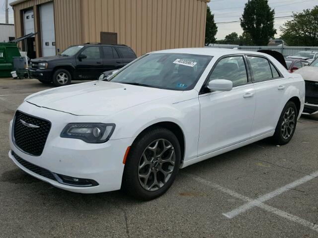 2C3CCAGGXGH142315 - 2016 CHRYSLER 300 S WHITE photo 2