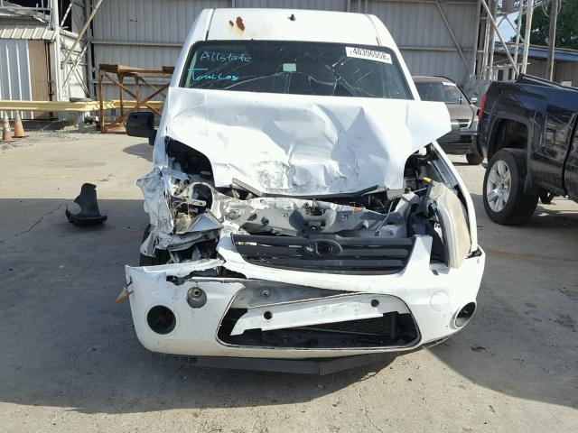 NM0LS7BN9AT015148 - 2010 FORD TRANSIT CO WHITE photo 9
