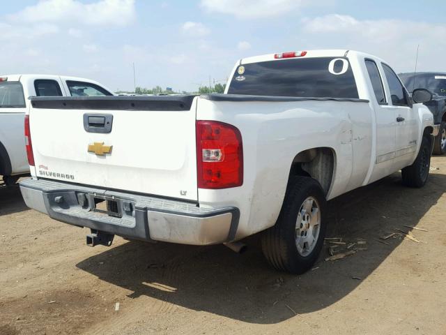 1GCRCSE02DZ293937 - 2013 CHEVROLET SILVERADO WHITE photo 4