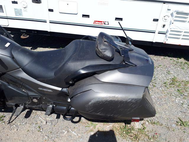 JH2SC6828HK400002 - 2017 HONDA GL1800 B GRAY photo 6