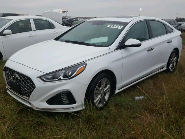 5NPE34AF7JH615060 - 2018 HYUNDAI SONATA WHITE photo 2