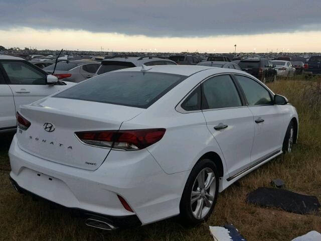 5NPE34AF7JH615060 - 2018 HYUNDAI SONATA WHITE photo 4