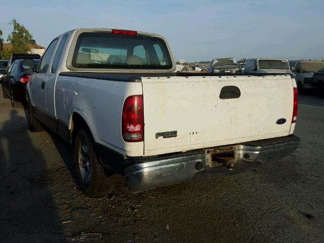 1FTZX1720WNA81030 - 1998 FORD F150 WHITE photo 3