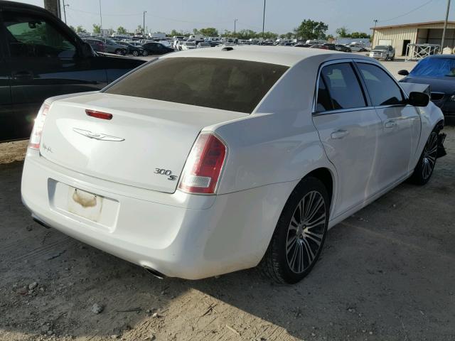 2C3CCABG0DH553323 - 2013 CHRYSLER 300 V6 WHITE photo 4