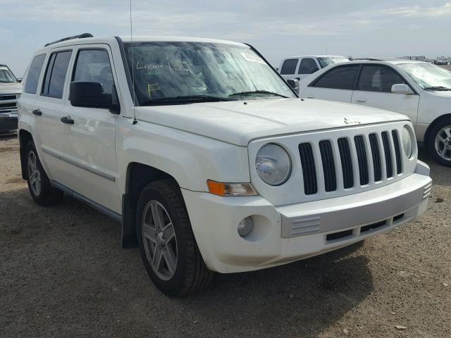 1J8FT48W08D700910 - 2008 JEEP PATRIOT LI WHITE photo 1