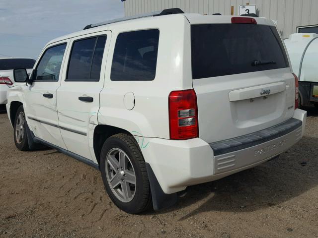 1J8FT48W08D700910 - 2008 JEEP PATRIOT LI WHITE photo 3