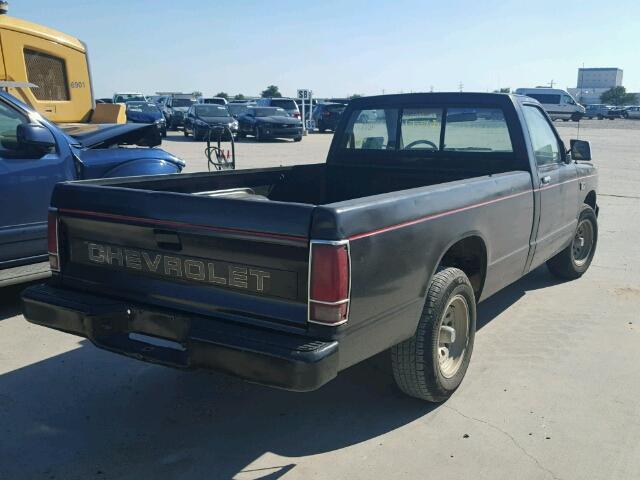 1GCCS14Z7K8182709 - 1989 CHEVROLET S TRUCK BLACK photo 4