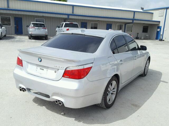 WBANV1C52AC157871 - 2010 BMW 528 XI SILVER photo 4