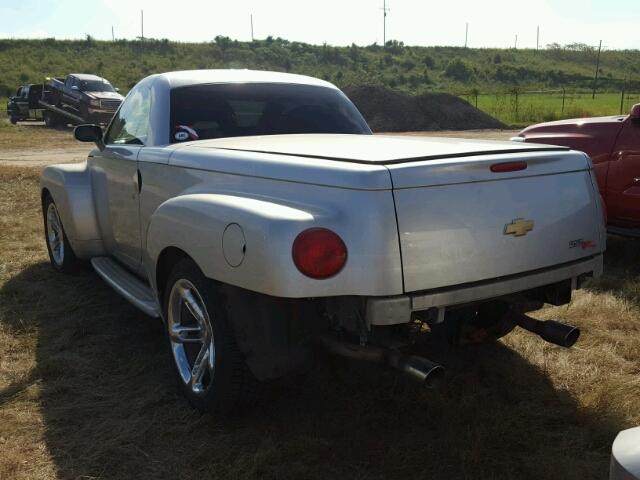 1GCES14H36B123696 - 2006 CHEVROLET SSR SILVER photo 3