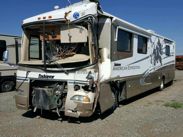 1RF42454X32024306 - 2003 ROADMASTER RAIL MONOCOQUE 白色 照片 2