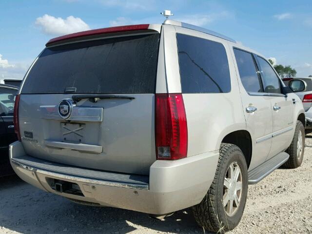 1GYEC63807R296770 - 2007 CADILLAC ESCALADE L SILVER photo 4