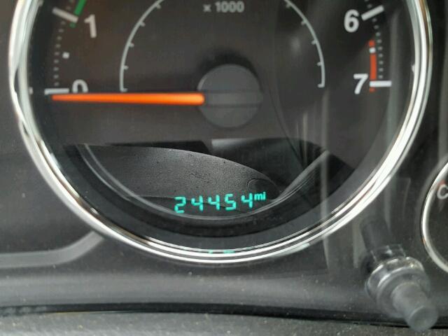 1C4HJWDG0GL117810 - 2016 JEEP WRANGLER U WHITE photo 8