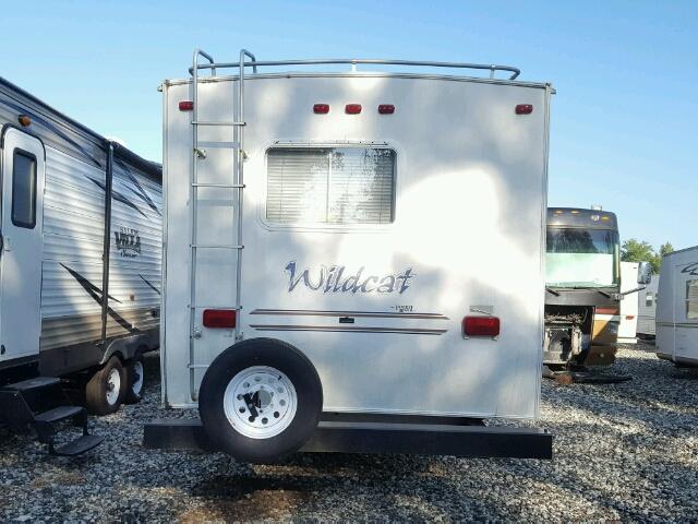 4X4FWCD213V004663 - 2003 WILDWOOD WILDCAT WHITE photo 8