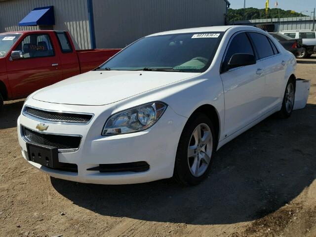 1G1ZA5E07A4104207 - 2010 CHEVROLET MALIBU LS თეთრი ფოტო 2