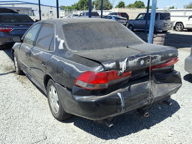 1HGCG165X1A009612 - 2001 HONDA ACCORD BLACK photo 3