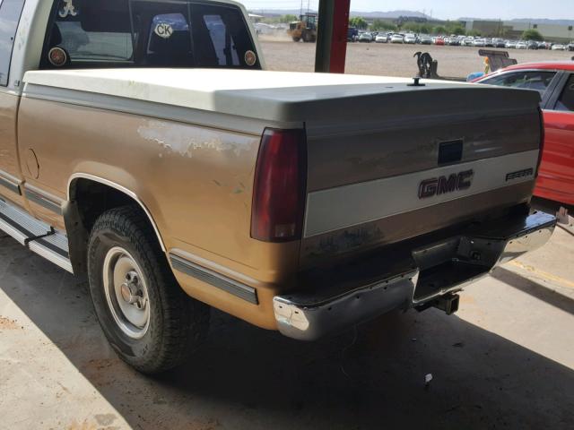 2GTFC29K9L1511832 - 1990 GMC SIERRA C25 TWO TONE photo 9