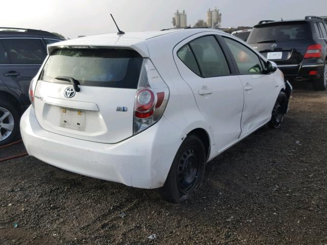 JTDKDTB3XD1538338 - 2013 TOYOTA PRIUS C WHITE photo 4