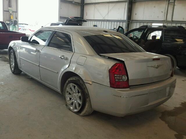 2C3CA5CV8AH155153 - 2010 CHRYSLER 300 SILVER photo 3