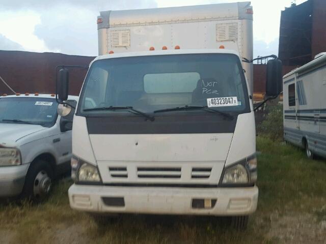 JALE5B16077901844 - 2007 ISUZU NRR WHITE photo 10