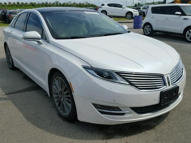 3LN6L2G9XDR804387 - 2013 LINCOLN MKZ WHITE photo 1