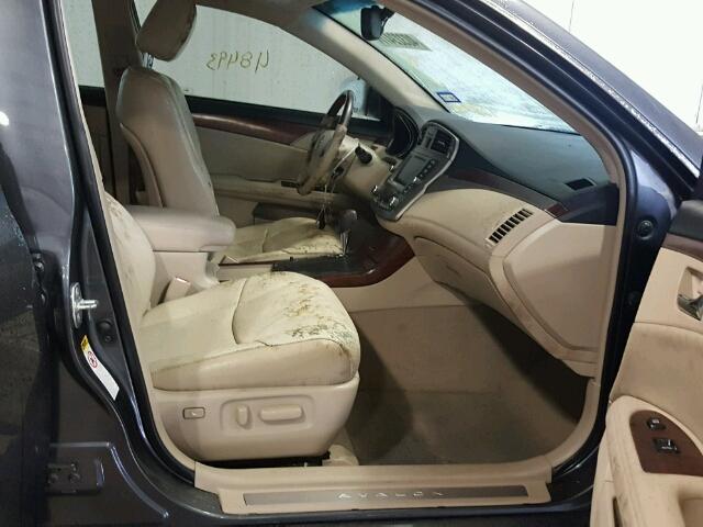 4T1BK3DB9BU438068 - 2011 TOYOTA AVALON BAS CHARCOAL photo 5