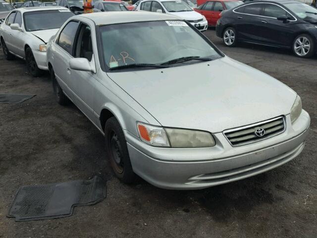 4T1BG22K11U089226 - 2001 TOYOTA CAMRY CE TAN photo 1