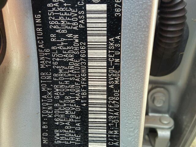 4T1BF1FK6HU376062 - 2017 TOYOTA CAMRY LE 银色 照片 10