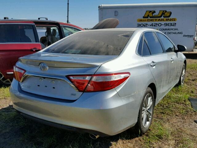 4T1BF1FK6HU376062 - 2017 TOYOTA CAMRY LE SILVER photo 4