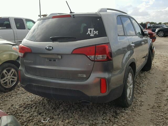 5XYKTDA76FG607168 - 2015 KIA SORENTO GRAY photo 4