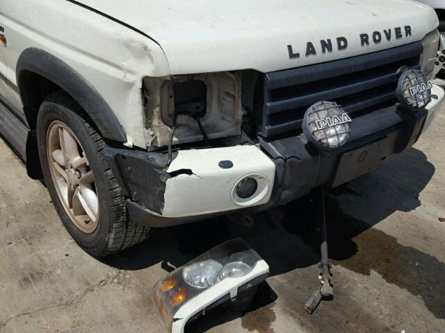 SALTW19474A830264 - 2004 LAND ROVER DISCOVERY WHITE photo 9
