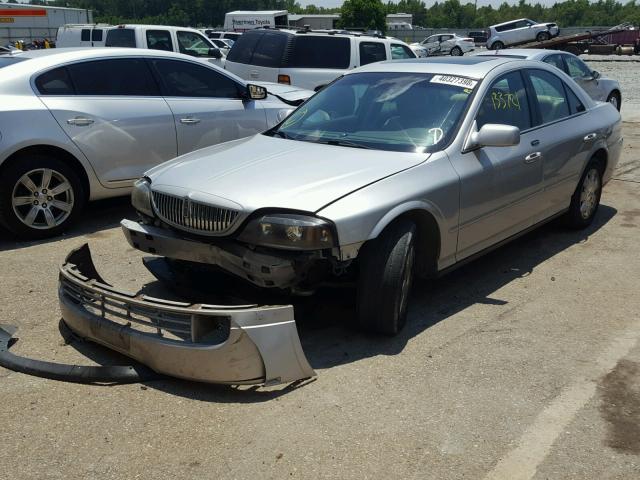 1LNHM86S65Y603134 - 2005 LINCOLN LS ნაცრისფერი ფოტო 2